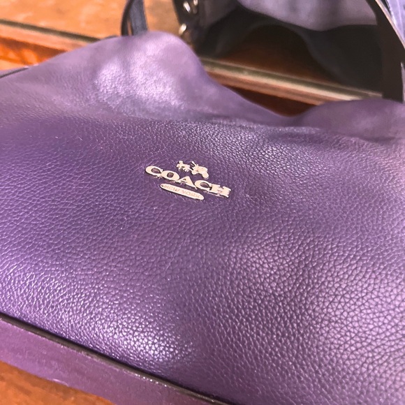 COACH 36468 Edie 31 Shoulder Bag In Pebble Leather - VIOLET/SILVER - Picture 3 of 12